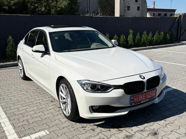 Белый БМВ 3 Серия, объемом двигателя 2 л и пробегом 168 тыс. км за 12800 $, фото 1 на Automoto.ua