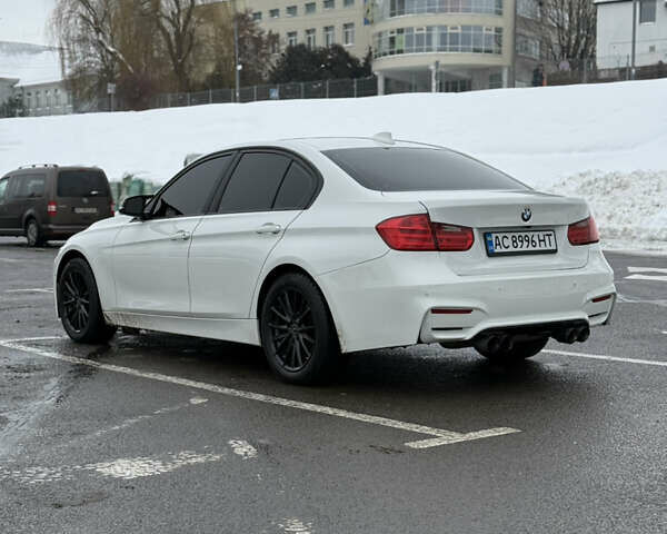 Белый БМВ 3 Серия, объемом двигателя 2 л и пробегом 203 тыс. км за 14300 $, фото 1 на Automoto.ua