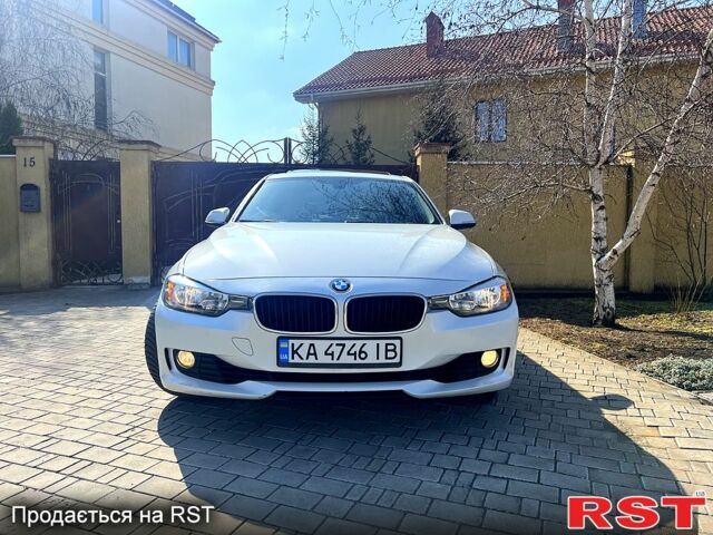 Белый БМВ 3 Серия, объемом двигателя 2 л и пробегом 190 тыс. км за 11450 $, фото 1 на Automoto.ua