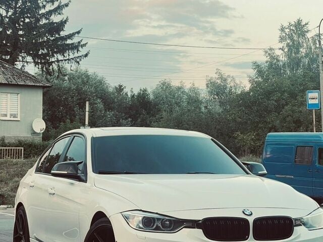 Білий БМВ 3 Серія, об'ємом двигуна 2 л та пробігом 210 тис. км за 14200 $, фото 1 на Automoto.ua
