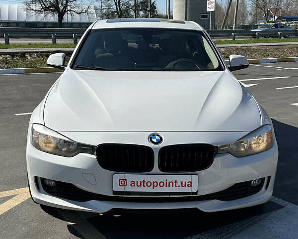 Білий БМВ 3 Серія, об'ємом двигуна 2 л та пробігом 202 тис. км за 9999 $, фото 1 на Automoto.ua