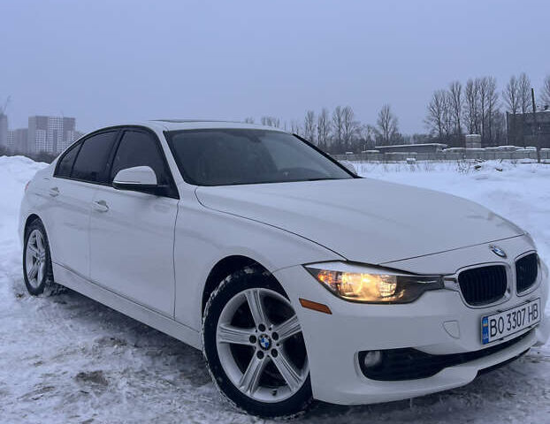 Белый БМВ 3 Серия, объемом двигателя 2 л и пробегом 152 тыс. км за 12800 $, фото 1 на Automoto.ua