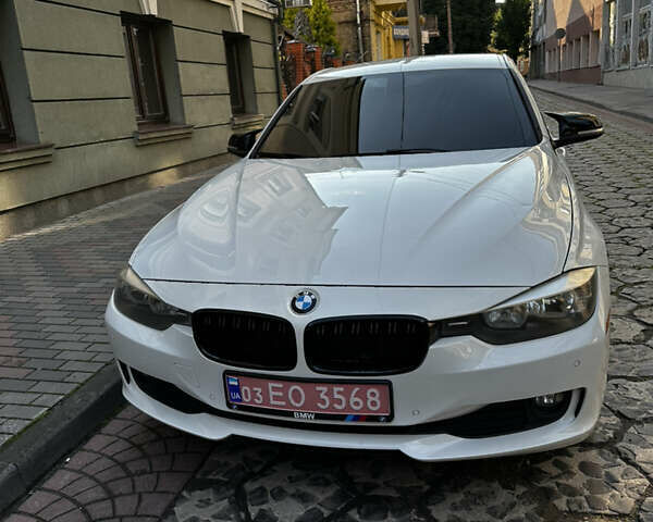 Білий БМВ 3 Серія, об'ємом двигуна 2 л та пробігом 194 тис. км за 10450 $, фото 1 на Automoto.ua