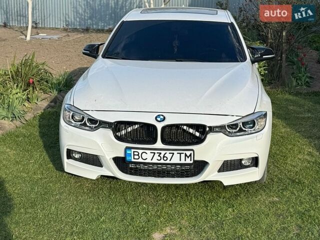 Белый БМВ 3 Серия, объемом двигателя 2 л и пробегом 169 тыс. км за 12300 $, фото 1 на Automoto.ua
