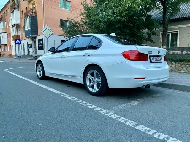 Белый БМВ 3 Серия, объемом двигателя 2 л и пробегом 230 тыс. км за 11000 $, фото 1 на Automoto.ua