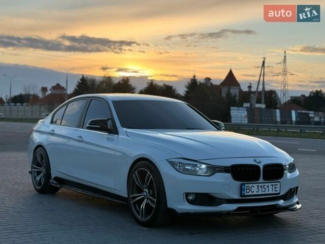 Белый БМВ 3 Серия, объемом двигателя 2 л и пробегом 138 тыс. км за 11999 $, фото 1 на Automoto.ua