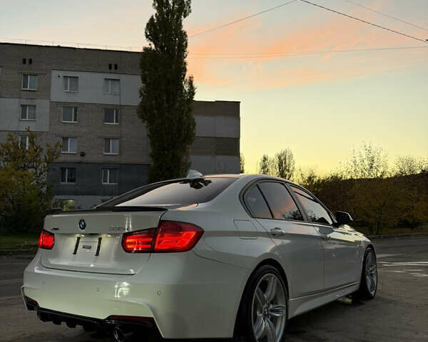 Белый БМВ 3 Серия, объемом двигателя 3 л и пробегом 184 тыс. км за 17000 $, фото 1 на Automoto.ua