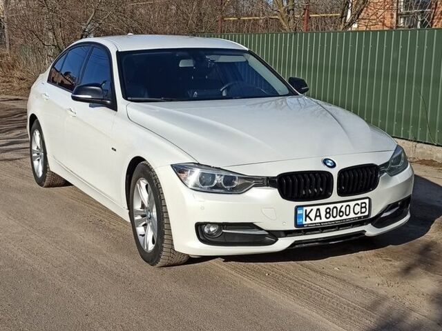Белый БМВ 3 Серия, объемом двигателя 2 л и пробегом 233 тыс. км за 13500 $, фото 1 на Automoto.ua