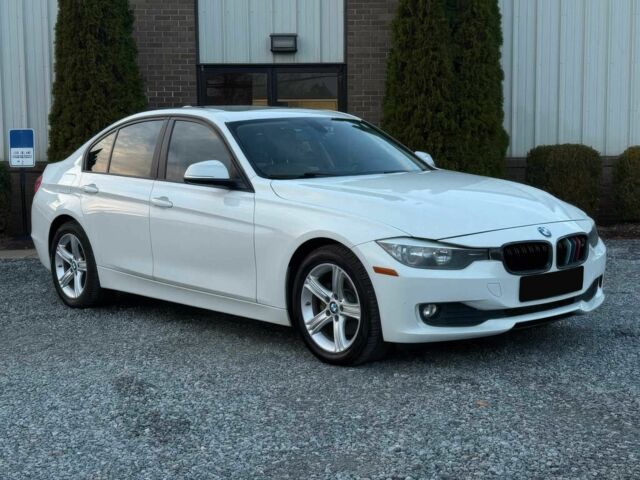 Белый БМВ 3 Серия, объемом двигателя 2 л и пробегом 83 тыс. км за 3800 $, фото 1 на Automoto.ua