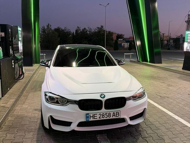 Білий БМВ 3 Серія, об'ємом двигуна 2.98 л та пробігом 233 тис. км за 15000 $, фото 1 на Automoto.ua