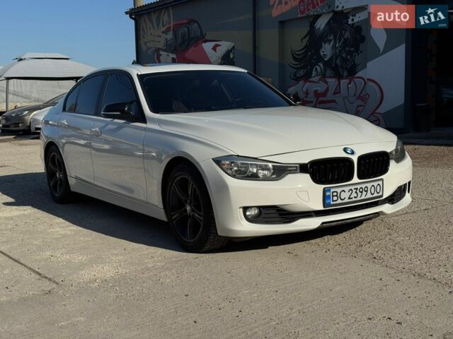 Білий БМВ 3 Серія, об'ємом двигуна 2 л та пробігом 252 тис. км за 11500 $, фото 1 на Automoto.ua