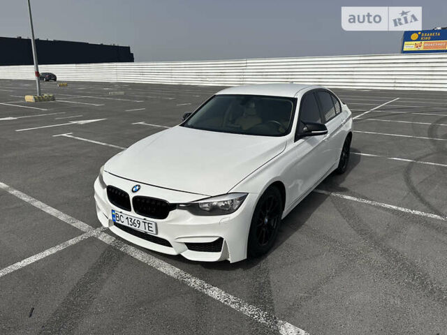 Белый БМВ 3 Серия, объемом двигателя 2 л и пробегом 161 тыс. км за 13200 $, фото 1 на Automoto.ua