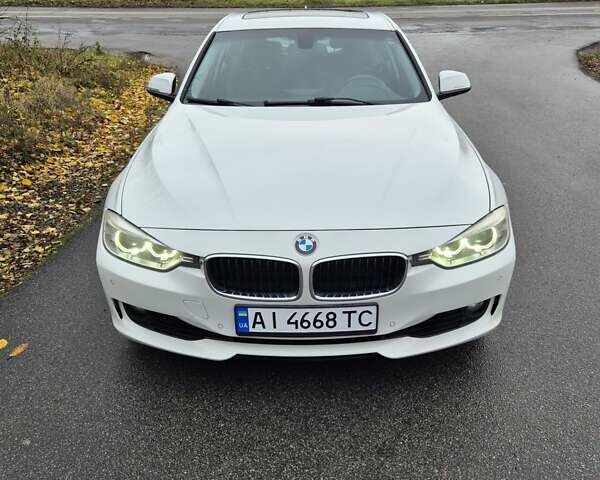 Белый БМВ 3 Серия, объемом двигателя 2 л и пробегом 290 тыс. км за 10700 $, фото 1 на Automoto.ua