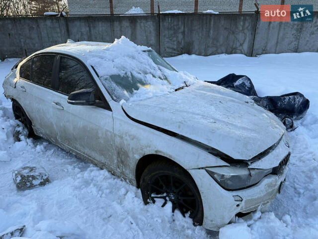 Білий БМВ 3 Серія, об'ємом двигуна 2 л та пробігом 190 тис. км за 3000 $, фото 1 на Automoto.ua