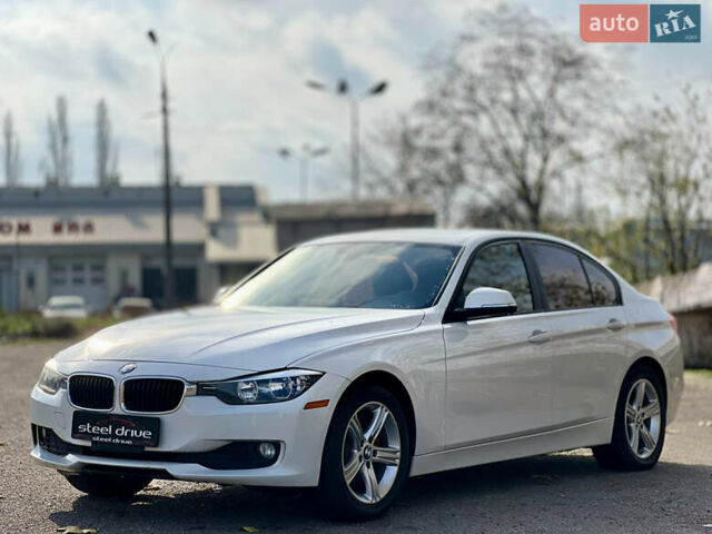 Белый БМВ 3 Серия, объемом двигателя 2 л и пробегом 155 тыс. км за 12222 $, фото 1 на Automoto.ua