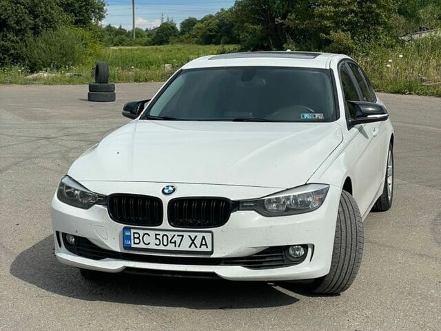 Белый БМВ 3 Серия, объемом двигателя 2 л и пробегом 160 тыс. км за 13000 $, фото 1 на Automoto.ua