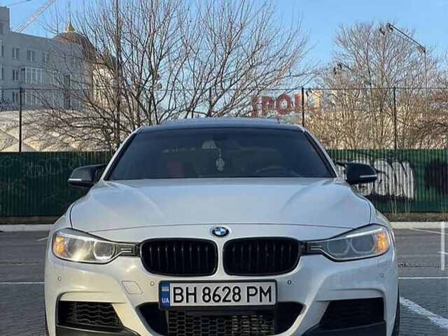 Белый БМВ 3 Серия, объемом двигателя 2 л и пробегом 130 тыс. км за 12500 $, фото 1 на Automoto.ua