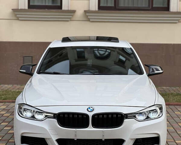 Белый БМВ 3 Серия, объемом двигателя 2 л и пробегом 180 тыс. км за 13000 $, фото 1 на Automoto.ua