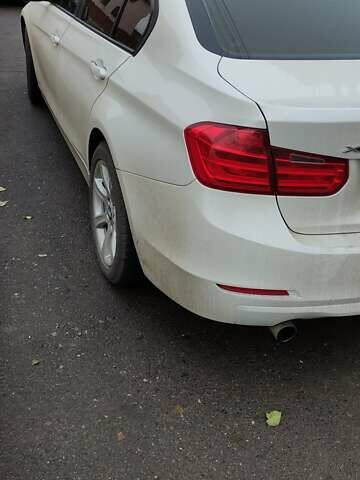 Білий БМВ 3 Серія, об'ємом двигуна 2 л та пробігом 158 тис. км за 12900 $, фото 1 на Automoto.ua