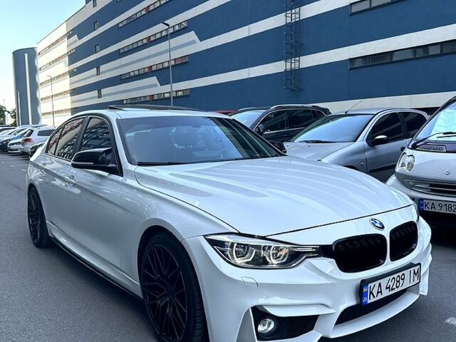 Белый БМВ 3 Серия, объемом двигателя 2 л и пробегом 13900 тыс. км за 14500 $, фото 1 на Automoto.ua