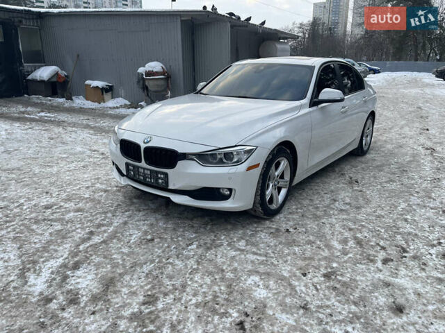Белый БМВ 3 Серия, объемом двигателя 2 л и пробегом 204 тыс. км за 12900 $, фото 1 на Automoto.ua