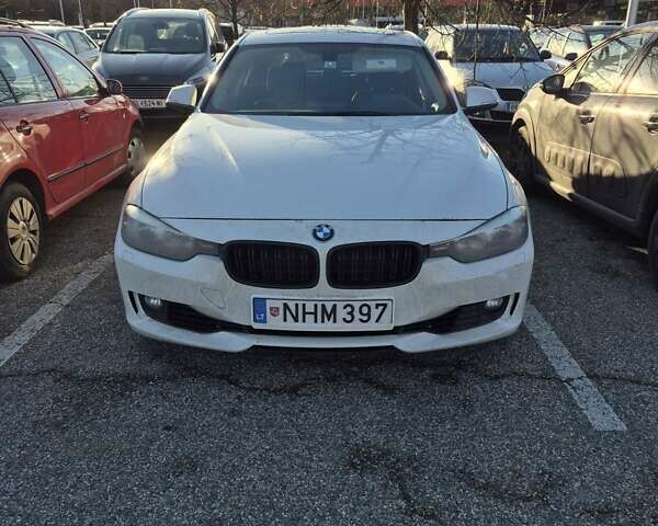 Білий БМВ 3 Серія, об'ємом двигуна 2 л та пробігом 170 тис. км за 10300 $, фото 1 на Automoto.ua