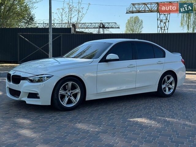 Белый БМВ 3 Серия, объемом двигателя 2 л и пробегом 220 тыс. км за 11500 $, фото 1 на Automoto.ua