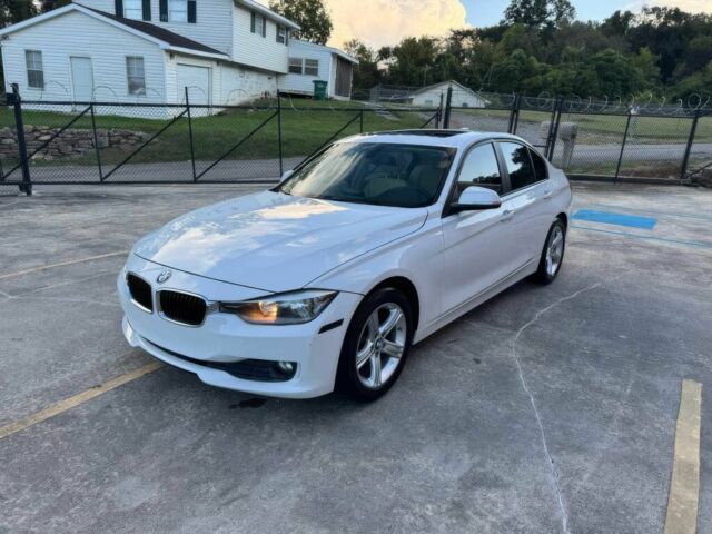 Білий БМВ 3 Серія, об'ємом двигуна 2 л та пробігом 82 тис. км за 11500 $, фото 1 на Automoto.ua