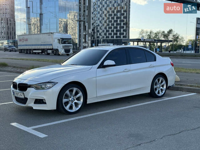 Білий БМВ 3 Серія, об'ємом двигуна 2 л та пробігом 262 тис. км за 15000 $, фото 1 на Automoto.ua