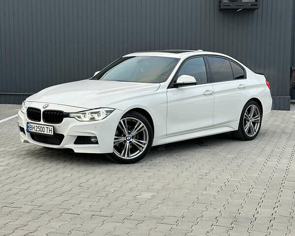 Белый БМВ 3 Серия, объемом двигателя 2 л и пробегом 111 тыс. км за 17500 $, фото 1 на Automoto.ua