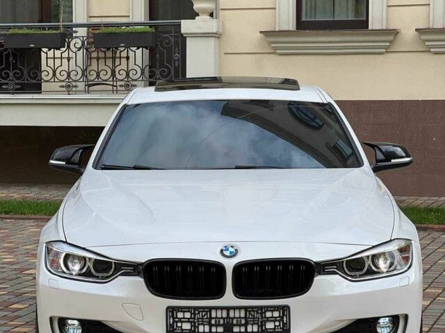 Белый БМВ 3 Серия, объемом двигателя 2 л и пробегом 141 тыс. км за 12500 $, фото 1 на Automoto.ua