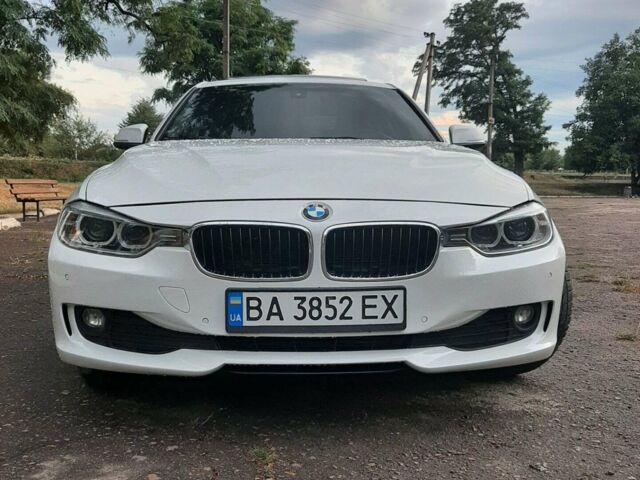 Белый БМВ 3 Серия, объемом двигателя 2 л и пробегом 172 тыс. км за 13500 $, фото 1 на Automoto.ua
