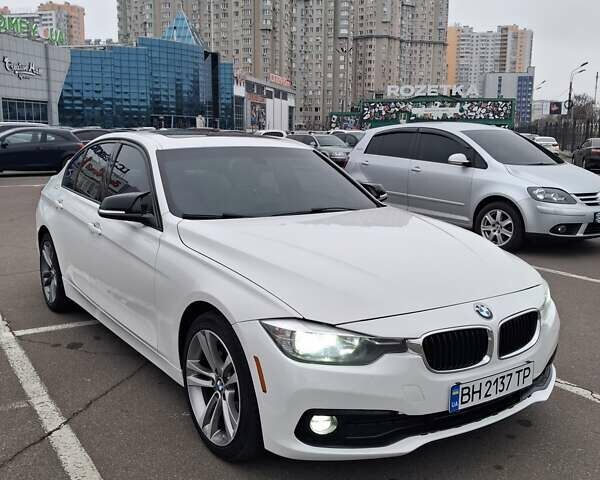 Белый БМВ 3 Серия, объемом двигателя 2 л и пробегом 220 тыс. км за 14500 $, фото 1 на Automoto.ua