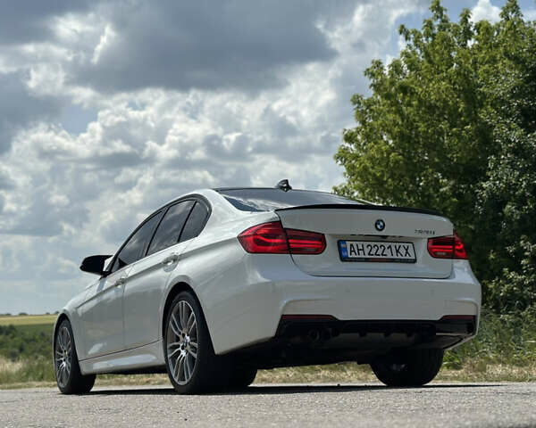 Белый БМВ 3 Серия, объемом двигателя 2 л и пробегом 93 тыс. км за 19000 $, фото 1 на Automoto.ua