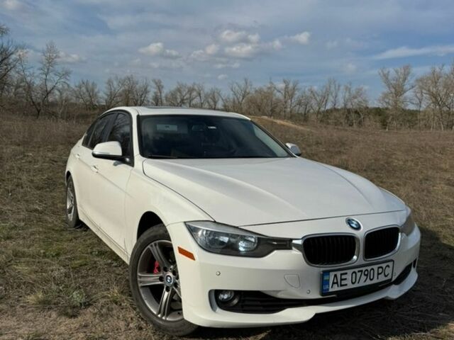 Білий БМВ 3 Серія, об'ємом двигуна 2 л та пробігом 174 тис. км за 14700 $, фото 1 на Automoto.ua