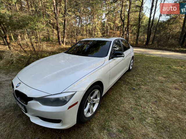 Белый БМВ 3 Серия, объемом двигателя 2 л и пробегом 260 тыс. км за 14100 $, фото 1 на Automoto.ua