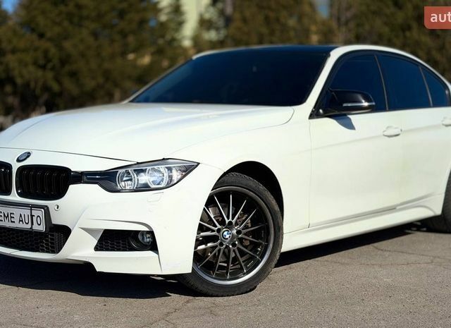 Белый БМВ 3 Серия, объемом двигателя 2 л и пробегом 203 тыс. км за 11400 $, фото 1 на Automoto.ua