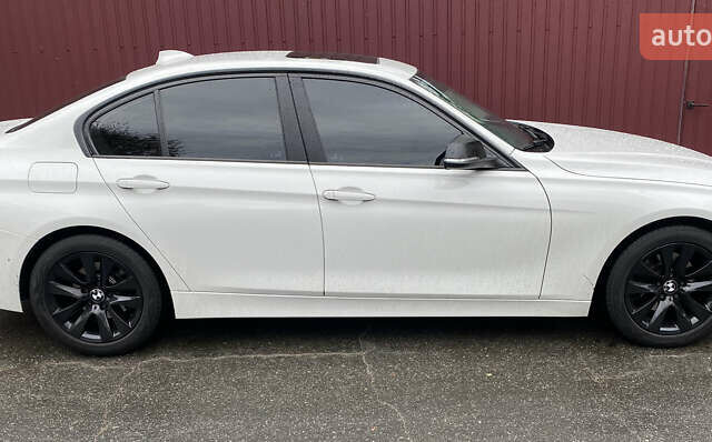 Белый БМВ 3 Серия, объемом двигателя 2 л и пробегом 174 тыс. км за 16500 $, фото 1 на Automoto.ua