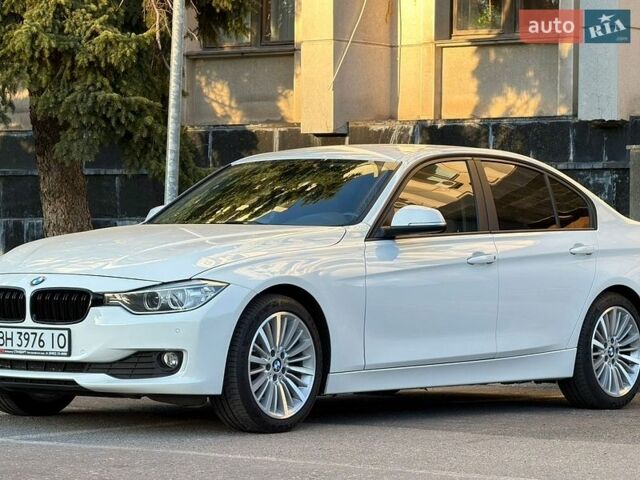 Белый БМВ 3 Серия, объемом двигателя 2 л и пробегом 97 тыс. км за 15500 $, фото 1 на Automoto.ua
