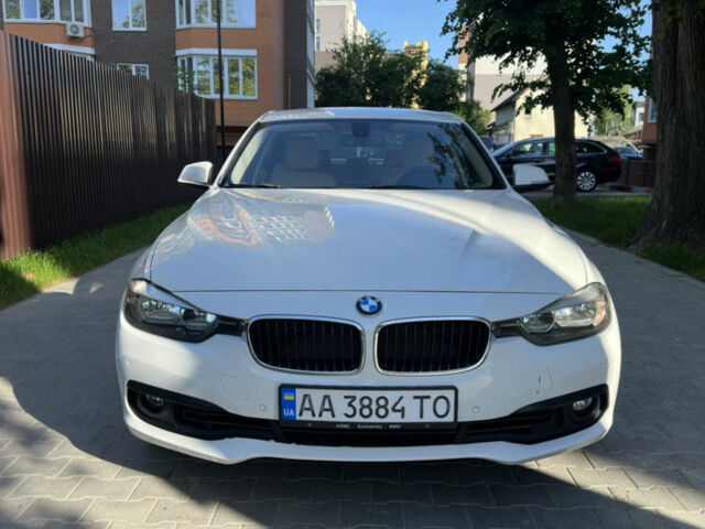 Білий БМВ 3 Серія, об'ємом двигуна 1.5 л та пробігом 139 тис. км за 11400 $, фото 1 на Automoto.ua