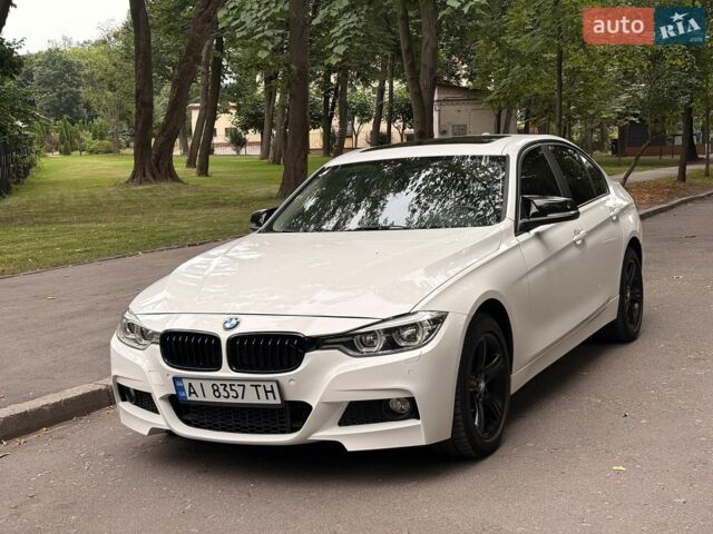 Белый БМВ 3 Серия, объемом двигателя 2 л и пробегом 132 тыс. км за 13700 $, фото 1 на Automoto.ua