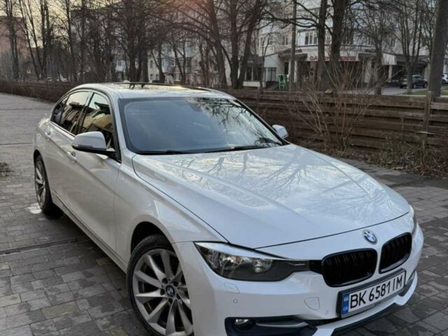 Білий БМВ 3 Серія, об'ємом двигуна 2 л та пробігом 187 тис. км за 11500 $, фото 1 на Automoto.ua