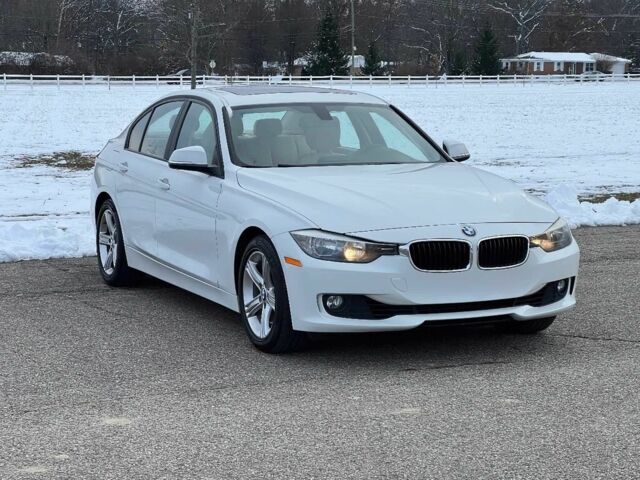 Белый БМВ 3 Серия, объемом двигателя 2 л и пробегом 78 тыс. км за 3500 $, фото 1 на Automoto.ua