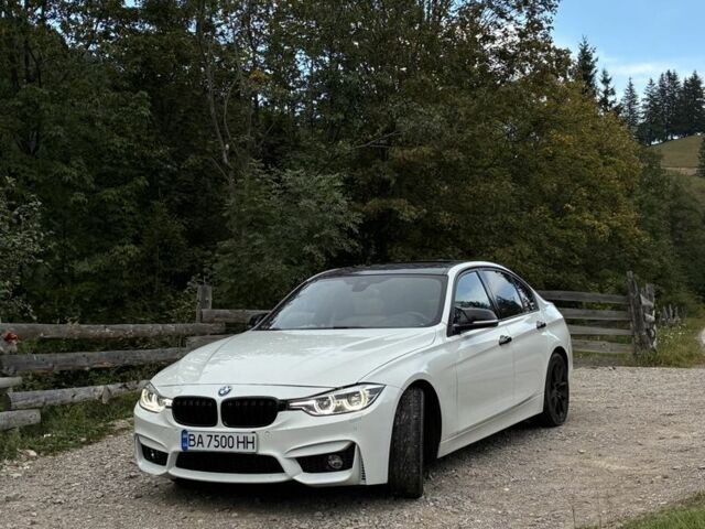 Белый БМВ 3 Серия, объемом двигателя 2 л и пробегом 191 тыс. км за 12500 $, фото 1 на Automoto.ua