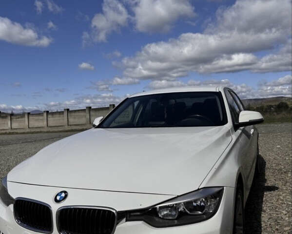 Білий БМВ 3 Серія, об'ємом двигуна 2 л та пробігом 240 тис. км за 15366 $, фото 1 на Automoto.ua