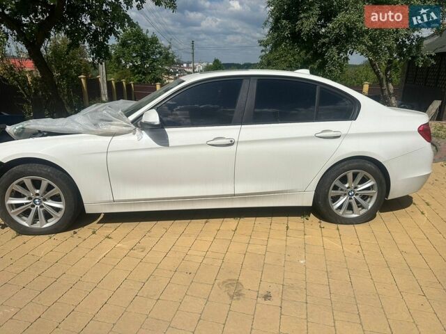 Белый БМВ 3 Серия, объемом двигателя 2 л и пробегом 240 тыс. км за 9400 $, фото 1 на Automoto.ua