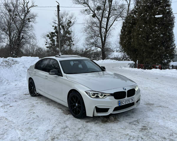Белый БМВ 3 Серия, объемом двигателя 2 л и пробегом 230 тыс. км за 16500 $, фото 1 на Automoto.ua