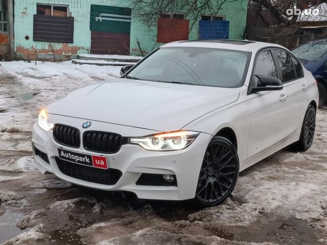 Білий БМВ 3 Серія, об'ємом двигуна 2 л та пробігом 149 тис. км за 15490 $, фото 1 на Automoto.ua