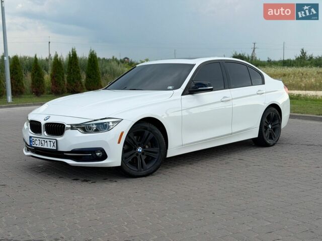 Белый БМВ 3 Серия, объемом двигателя 2 л и пробегом 114 тыс. км за 16500 $, фото 1 на Automoto.ua