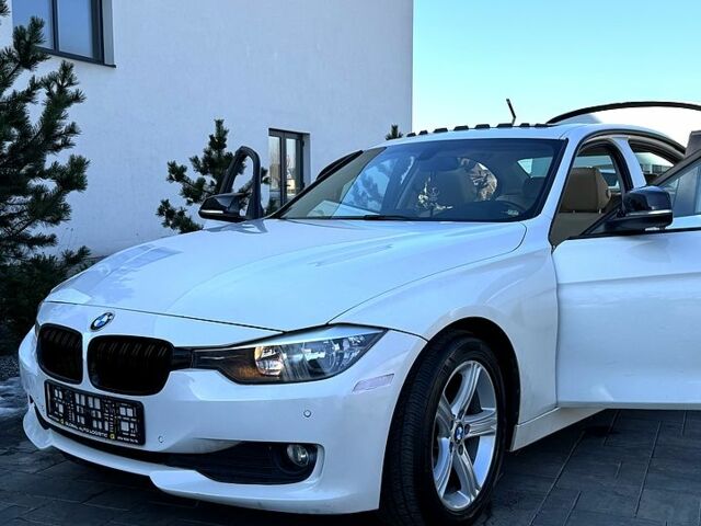 Білий БМВ 3 Серія, об'ємом двигуна 2 л та пробігом 180 тис. км за 12000 $, фото 1 на Automoto.ua